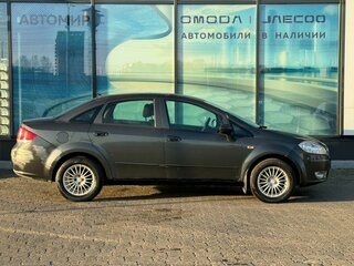 2011 Fiat Linea, серый, 300000 рублей, вид 4