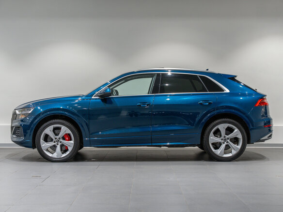 2019 Audi Q8 55 TFSI I (4M), синий, 4975000 рублей - вид 7