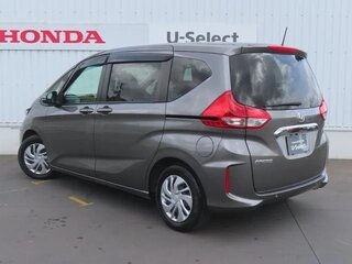 2023 Honda Freed II Рестайлинг, серый, 1398700 рублей, вид 4