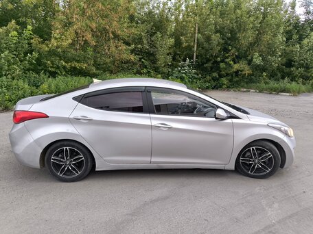 2012 Hyundai Avante V, серый, 670000 рублей, вид 3