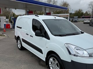 2013 Citroen Berlingo II Рестайлинг, белый, 734000 рублей, вид 3