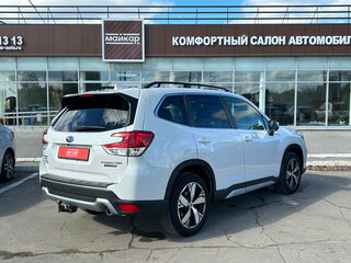 2020 Subaru Forester V, белый, 3200000 рублей, вид 4