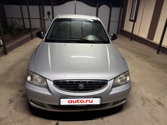 2004 Hyundai Accent ТагАЗ II, серебристый, 330000 рублей