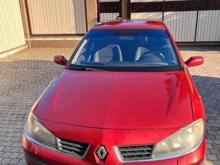 2006 Renault Laguna II Рестайлинг, красный, 290000 рублей, вид 3