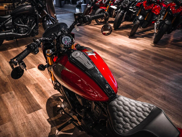 2026 Indian Scout, красный, 2440000 рублей - вид 13