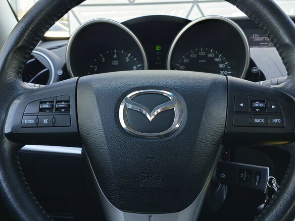 2011 Mazda 3 II (BL), белый, 749000 рублей - вид 12
