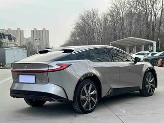 2026 Toyota bZ5 550, серый, 4373400 рублей, вид 5