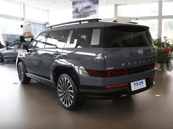 2026 Hyundai Santa Fe V (MX5), серый, 4980000 рублей - вид 5