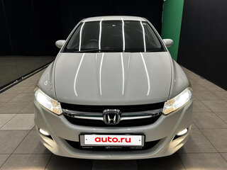 2009 Honda Stream II Рестайлинг, белый, 1290000 рублей, вид 2