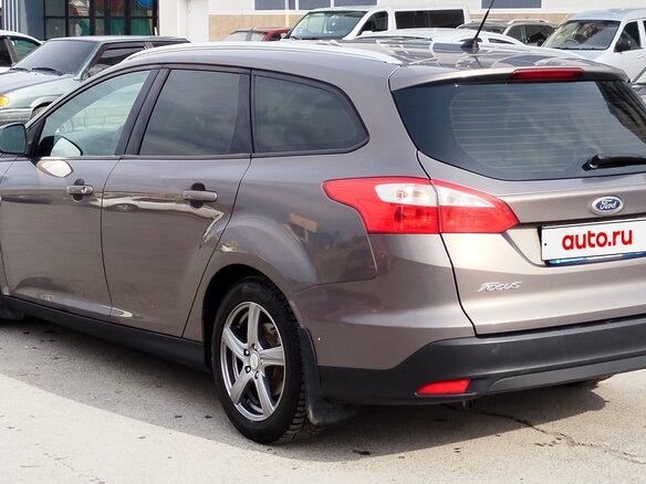 2012 Ford Focus III, коричневый, 760000 рублей - вид 6
