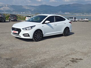 2018 Hyundai Solaris II, белый, 1250000 рублей, вид 1