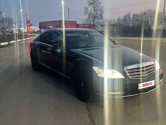 2010 Mercedes-Benz S-Класс 350 V (W221) Рестайлинг, чёрный, 1550000 рублей - вид 2