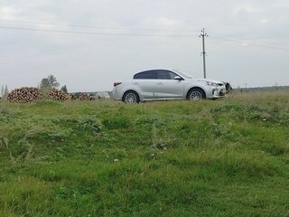 2017 Kia Rio IV, серебристый, 1050000 рублей, вид 1