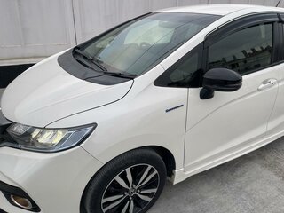 2017 Honda Fit III Рестайлинг, белый, 1670000 рублей, вид 1