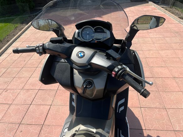 2012 BMW C 650 GT, бежевый, 500000 рублей - вид 10
