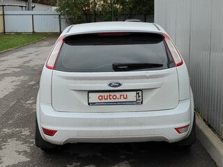 2009 Ford Focus II Рестайлинг, белый, 650000 рублей, вид 2