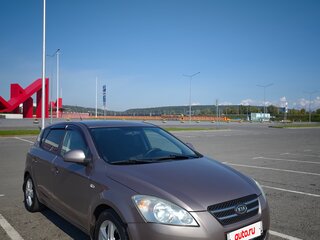 2009 Kia Ceed I, бежевый, 600000 рублей, вид 3