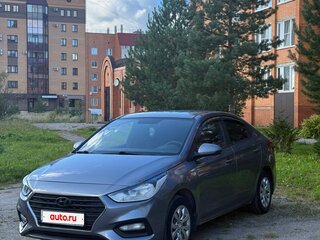 2019 Hyundai Solaris II, серый, 860000 рублей, вид 1