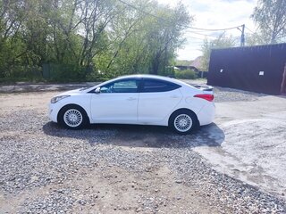 2012 Hyundai Elantra V (MD), белый, 700000 рублей, вид 2