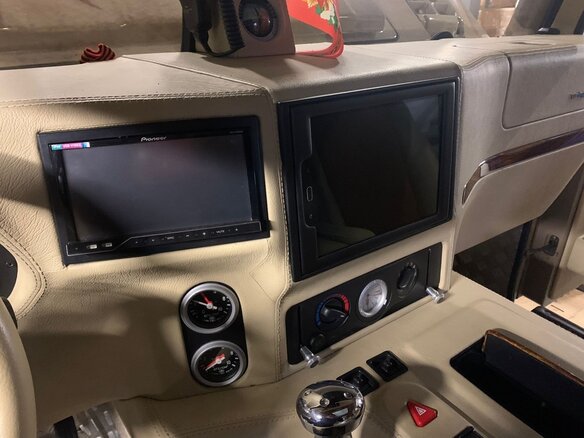 2004 ГАЗ 2330 «Тигр» 233004, бежевый, 5000000 рублей - вид 11