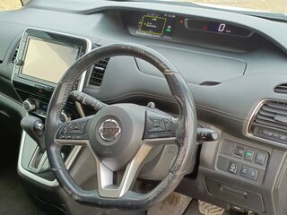 2016 Nissan Serena S-Hybrid V (C27), белый, 2150000 рублей, вид 1