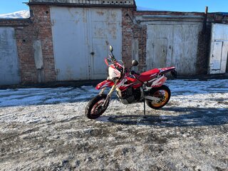 2001 Honda XR 650R, красный, 600000 рублей, вид 1