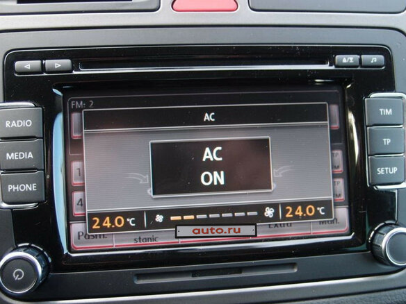 2011 Volkswagen Tiguan I, чёрный - вид 9