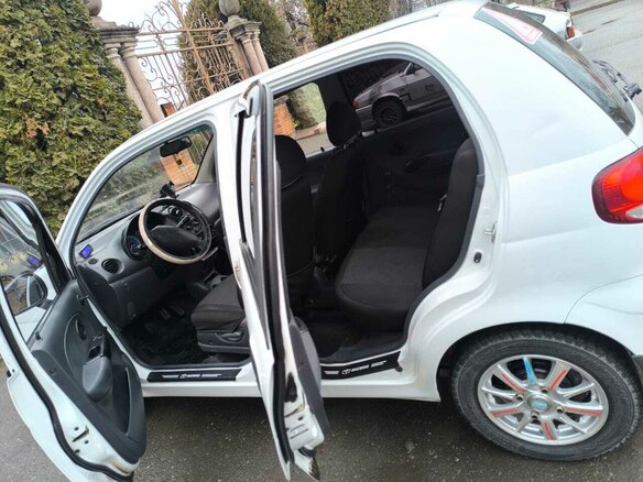 2012 Daewoo Matiz I Рестайлинг, белый, 410000 рублей - вид 6
