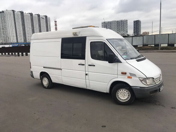 2005 Mercedes-Benz Sprinter, белый, 975000 рублей