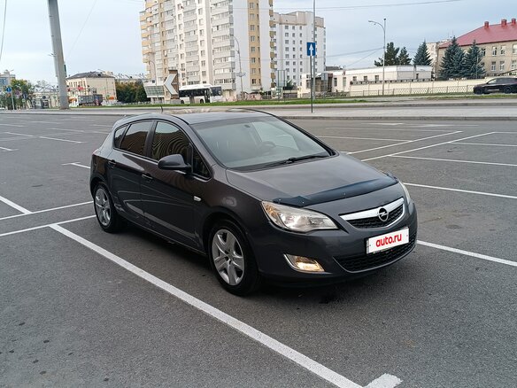 2011 Opel Astra J, серый, 605000 рублей - вид 2