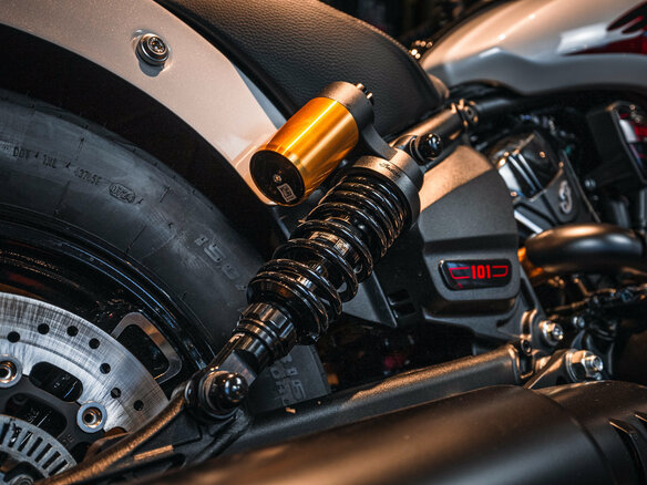 2025 Indian Scout, белый - вид 5