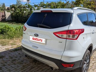 2014 Ford Kuga II, белый, 1380000 рублей, вид 4