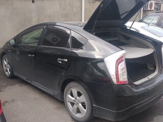 2014 Toyota Prius III Рестайлинг (XW30), чёрный, 1450000 рублей, вид 3
