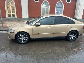2007 Volvo S40 II Рестайлинг, жёлтый, 560000 рублей, вид 5