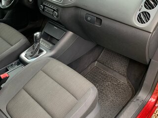 2012 Volkswagen Tiguan I Рестайлинг, красный, 1350000 рублей, вид 4