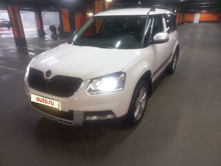 2014 Skoda Yeti I Рестайлинг, белый, 1800000 рублей, вид 4