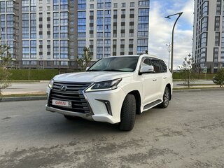 2015 Lexus LX 570 III Рестайлинг 2, белый, 8150000 рублей, вид 3