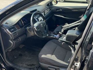 2015 Toyota Camry VII (XV50) Рестайлинг, чёрный, 2500000 рублей, вид 4