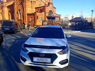 2018 Hyundai Solaris II, белый, 1000000 рублей, вид 1