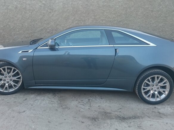 2011 Cadillac CTS II, серый
