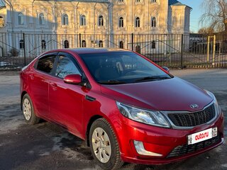 2013 Kia Rio 4-speed III, красный, 1050000 рублей, вид 1