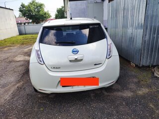 2012 Nissan Leaf I (ZE0/AZE0), белый, 870000 рублей, вид 3