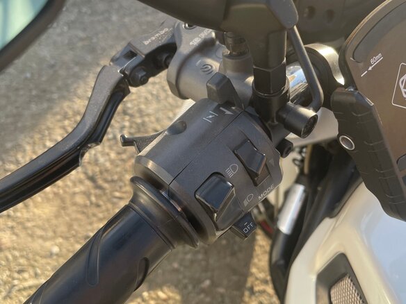 2009 Ducati Monster 696, белый, 450000 рублей - вид 12