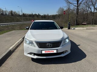 2012 Toyota Camry VII (XV50), белый, 1500000 рублей, вид 2