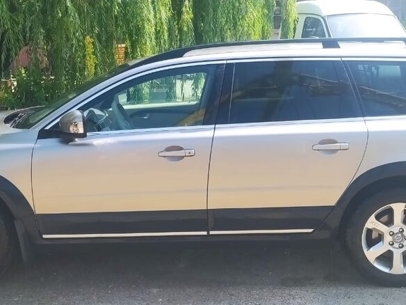 2011 Volvo XC70 II, бежевый, 2026000 рублей - вид 1