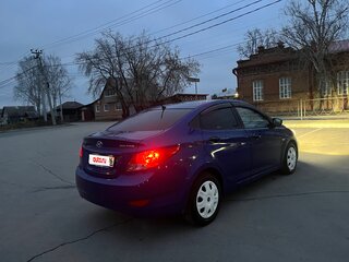 2013 Hyundai Solaris I, синий, 540000 рублей, вид 3