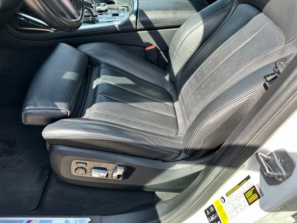 2019 BMW X7 40i I (G07), белый, 6800000 рублей - вид 29