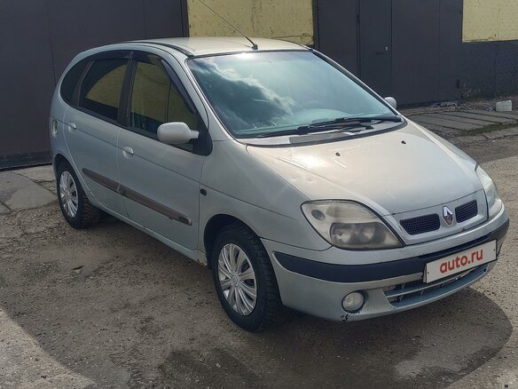 2002 Renault Scenic I Рестайлинг, серебристый, 300000 рублей - вид 1