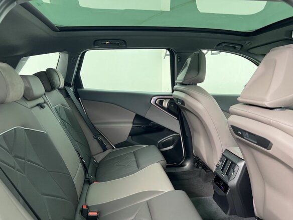 2026 BMW X3 30L xDrive IV (G45/G48), белый - вид 11