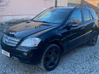 2007 Mercedes-Benz M-Класс 500 II (W164), чёрный, 1300000 рублей, вид 1